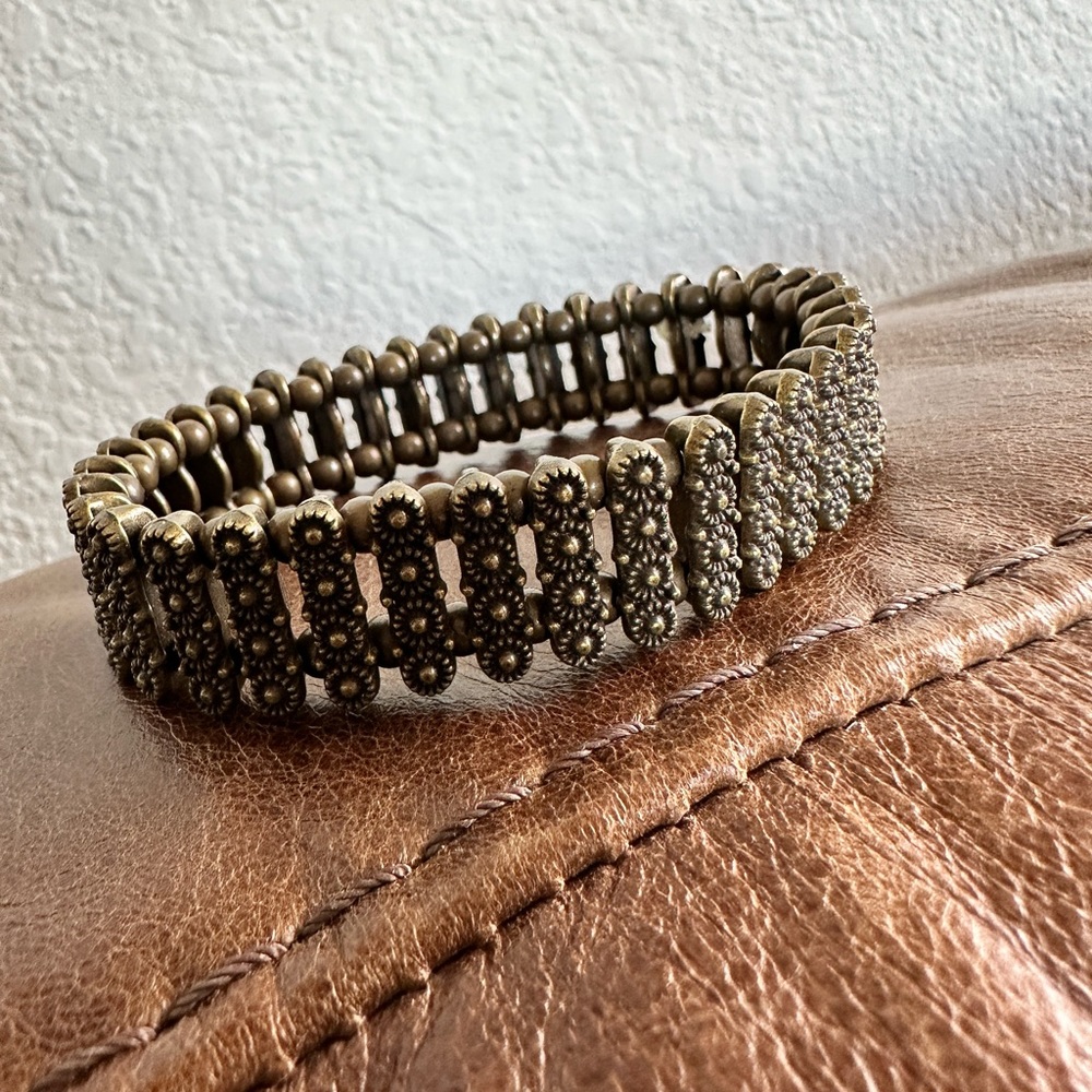 Paparazzi bronze bracelet